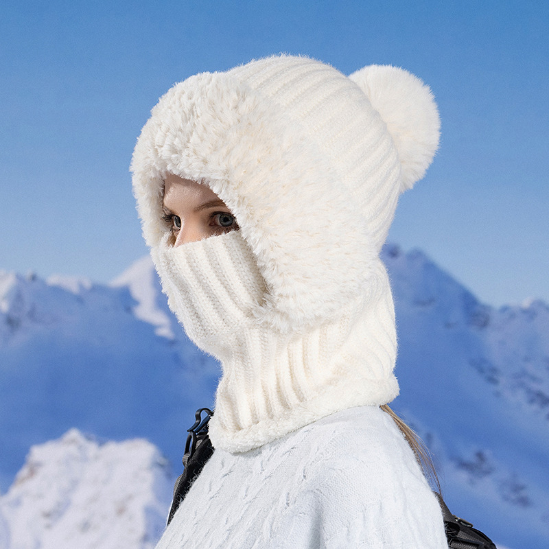 Alpina | Three-in-One Knitted Hood