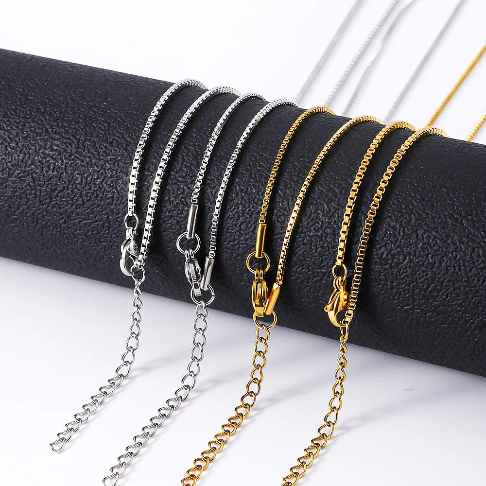 Flynn | Fine Box Chain Necklace