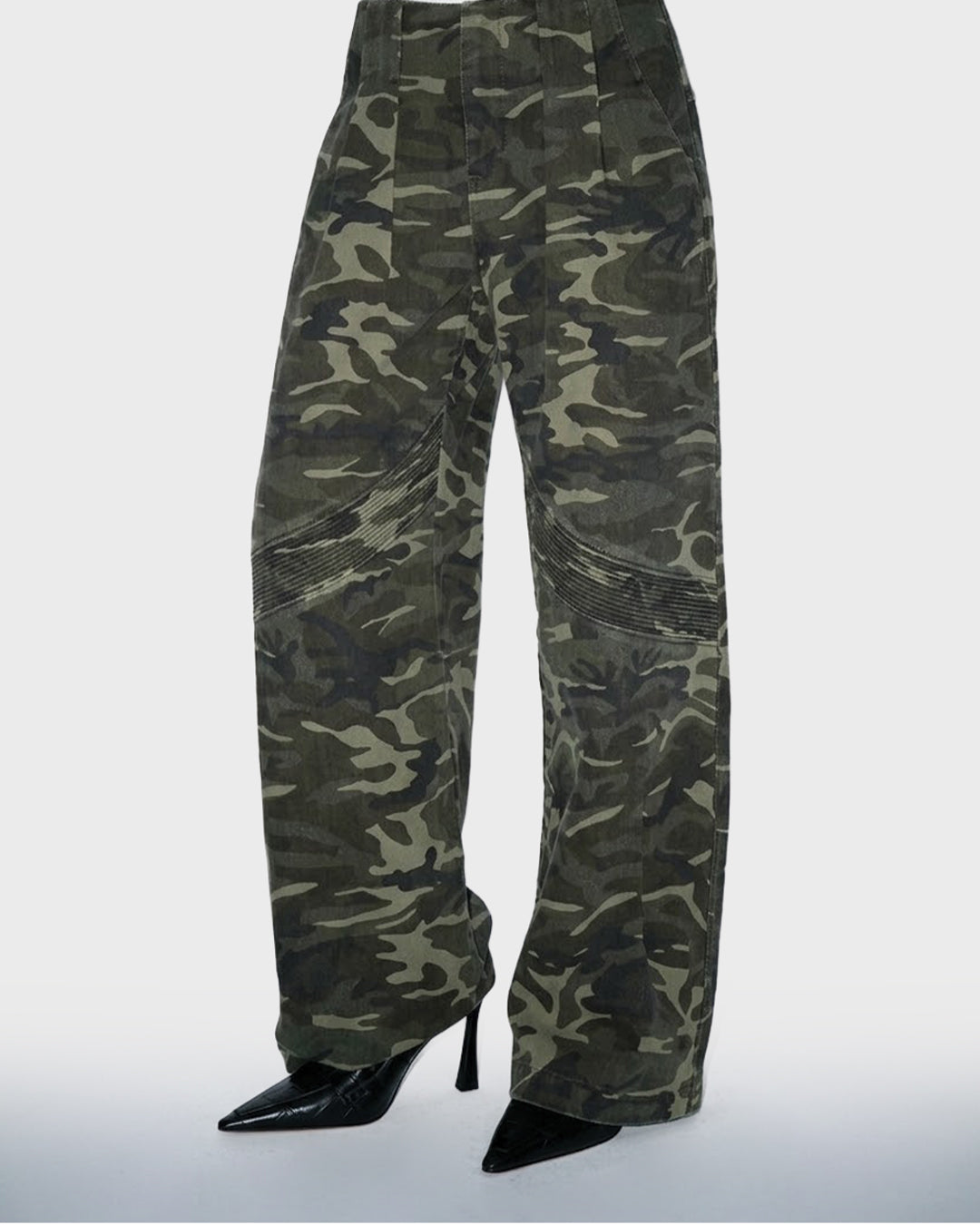 Rhys | Pleated Camo Trouser